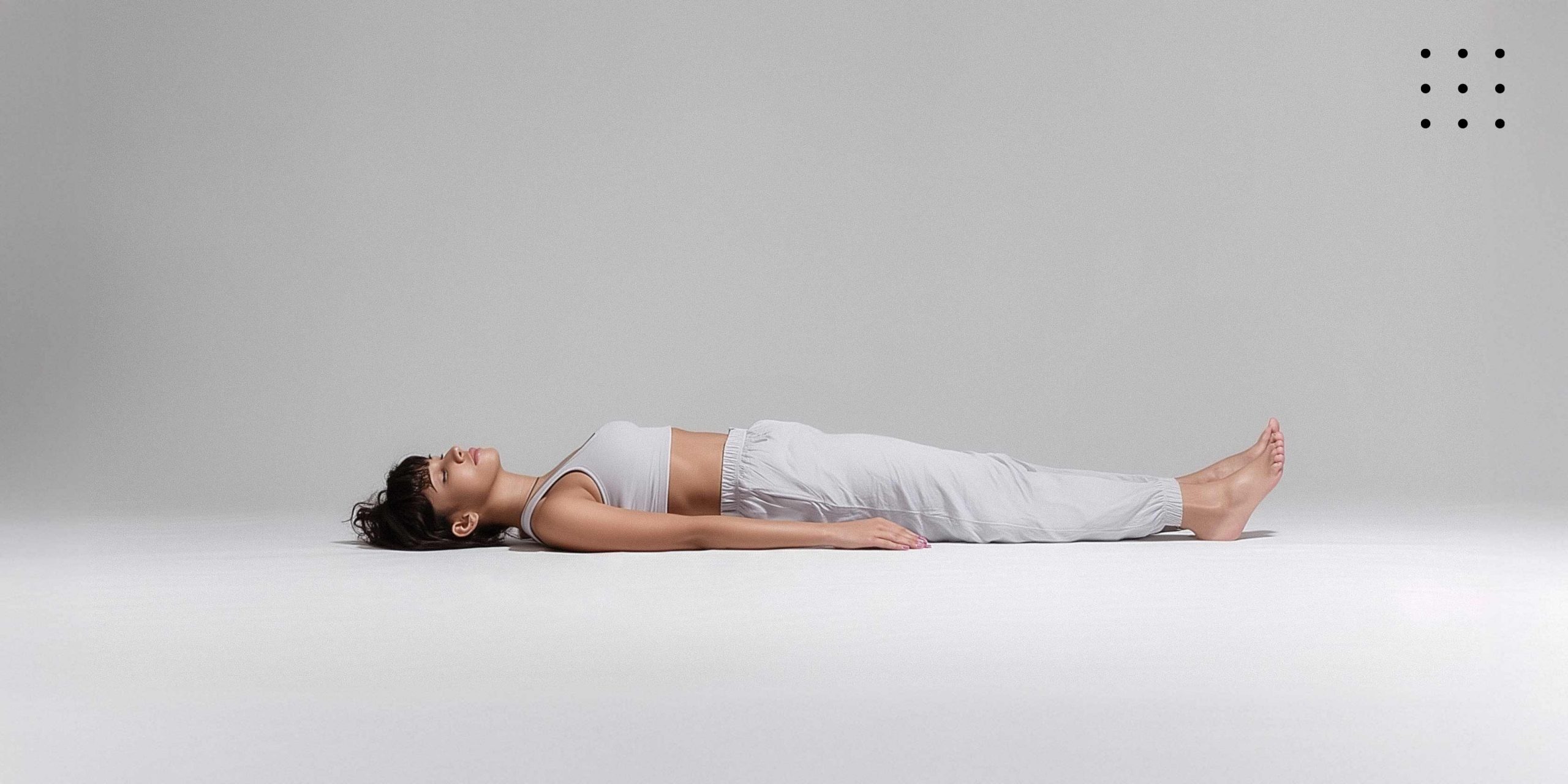 lexikon_qur_model_lying_2_1_01